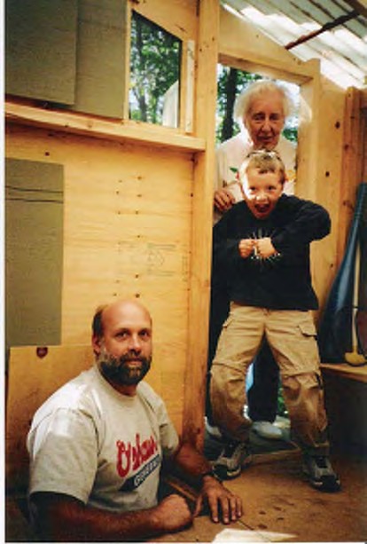 free treehouse playhouse wood plans